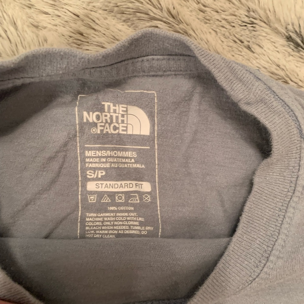 North Face Tee - Picture 3 of 4